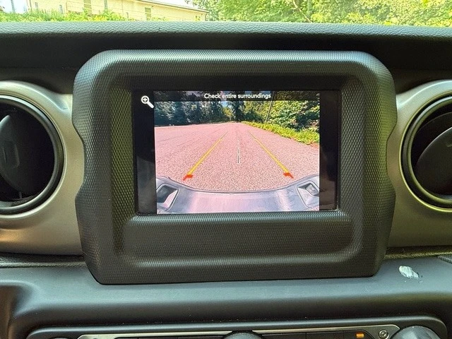 2021 Jeep JT Gladiator - Image 22 of 28
