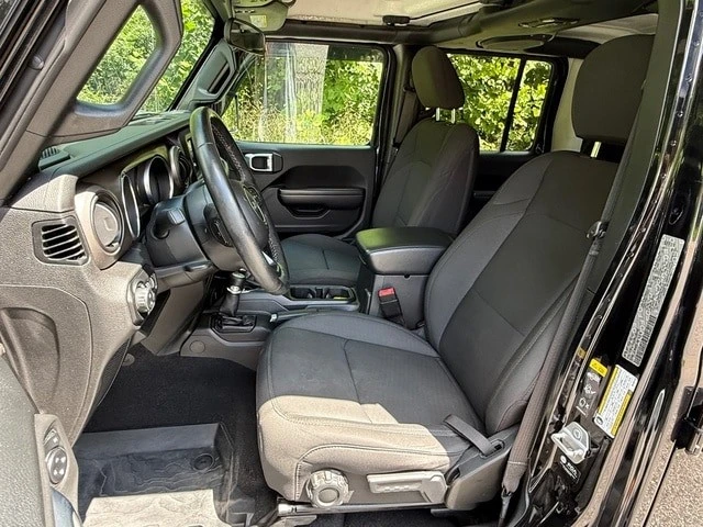 2021 Jeep JT Gladiator - Image 12 of 28