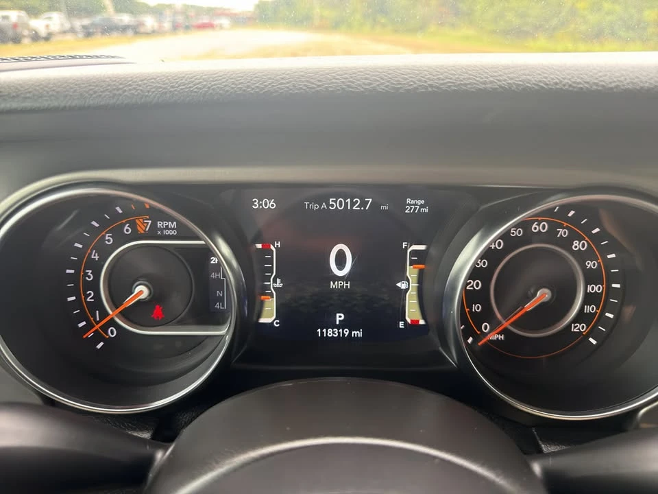 2021 Jeep JT Gladiator - Image 15 of 16