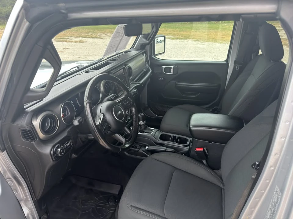 2021 Jeep JT Gladiator - Image 9 of 16