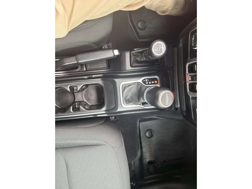 2021 Jeep JT Gladiator - Image 12 of 16