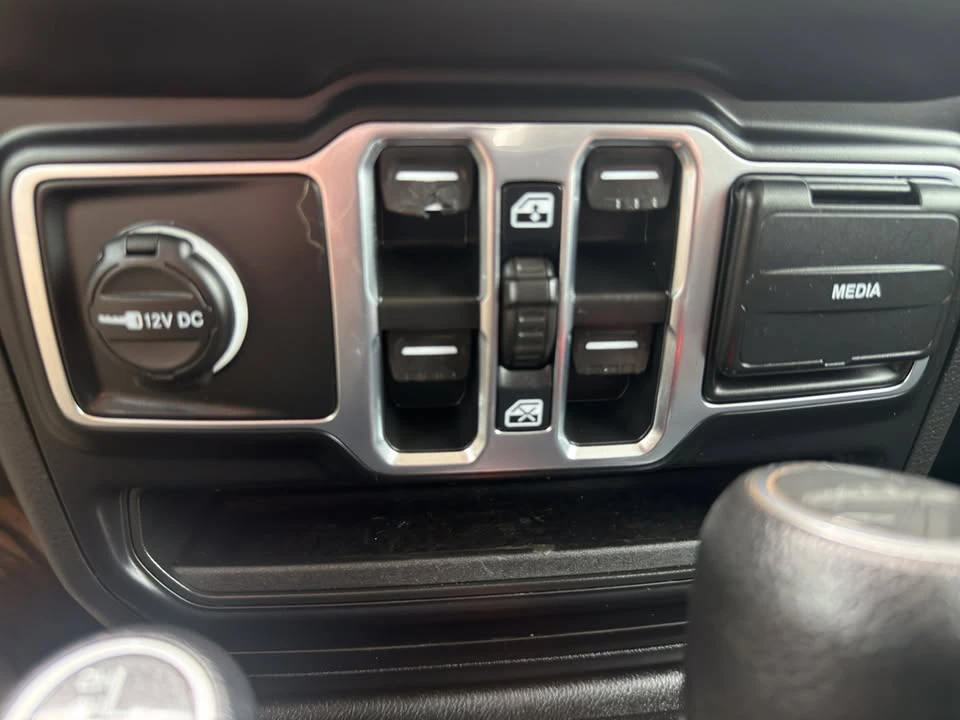 2021 Jeep JT Gladiator - Image 13 of 16