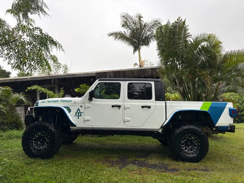 2021 Jeep JT Gladiator - Image 2 of 8