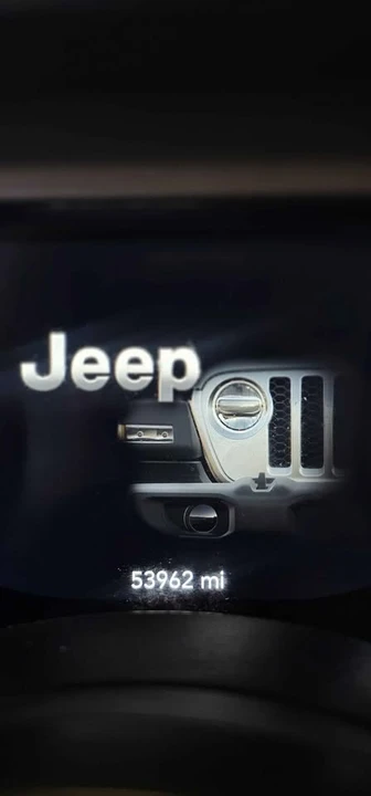 2021 Jeep JT Gladiator - Image 9 of 19