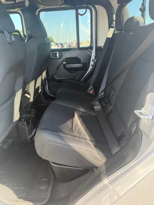 2021 Jeep JT Gladiator - Image 9 of 9