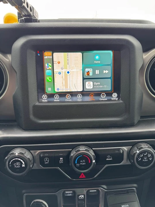 2021 Jeep JT Gladiator - Image 14 of 18