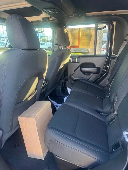 2021 Jeep JT Gladiator - Image 5 of 8