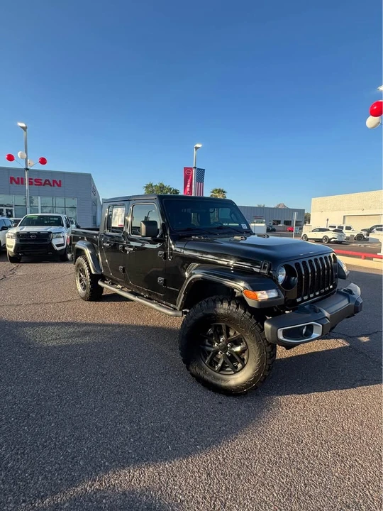 2021 Jeep JT Gladiator - Image 2 of 8