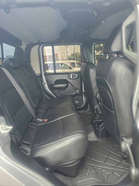 2021 Jeep JT Gladiator - Image 11 of 13