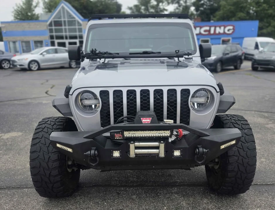 2021 Jeep JT Gladiator - Image 2 of 13