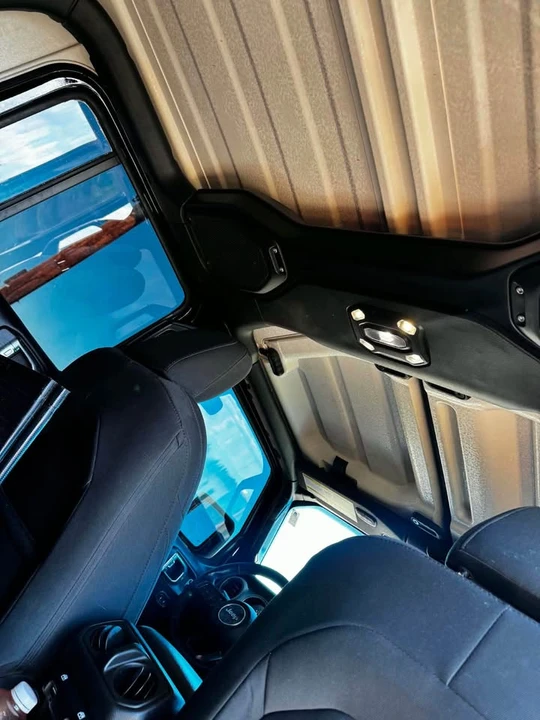 2021 Jeep JT Gladiator - Image 9 of 9