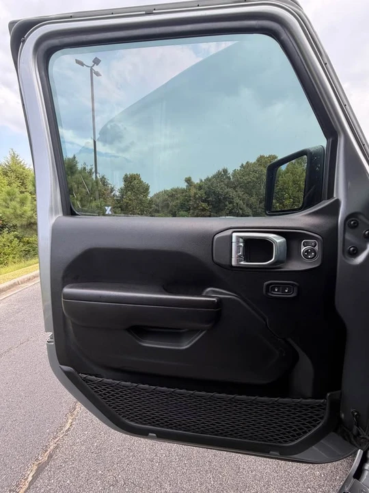 2021 Jeep JT Gladiator - Image 10 of 14