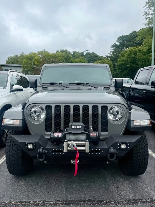 2021 Jeep JT Gladiator - Image 2 of 17
