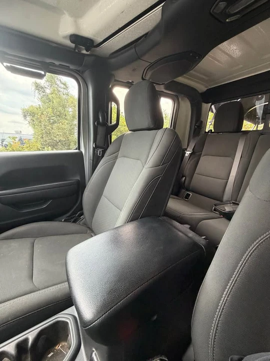 2021 Jeep JT Gladiator - Image 9 of 14