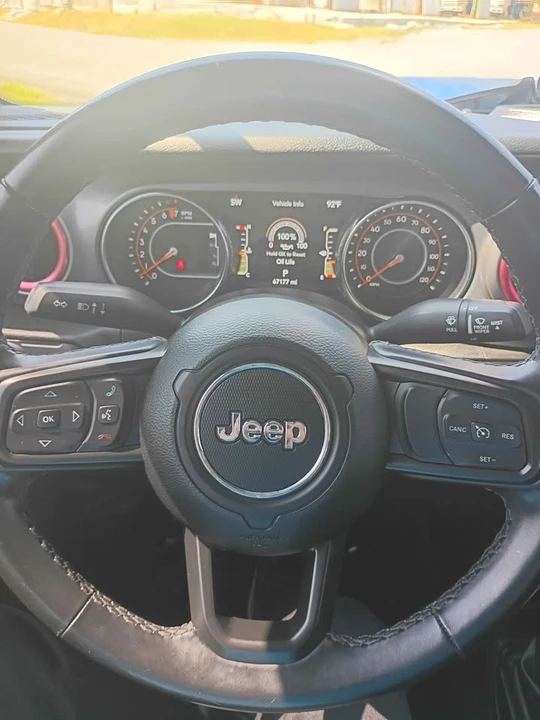 2021 Jeep JT Gladiator - Image 13 of 15