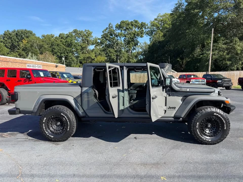 2021 Jeep JT Gladiator - Image 15 of 20