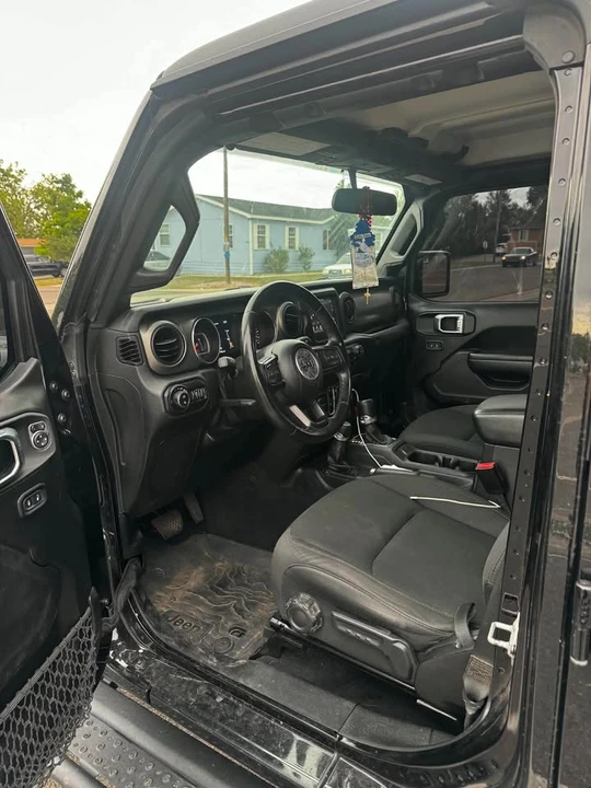 2021 Jeep JT Gladiator - Image 7 of 9