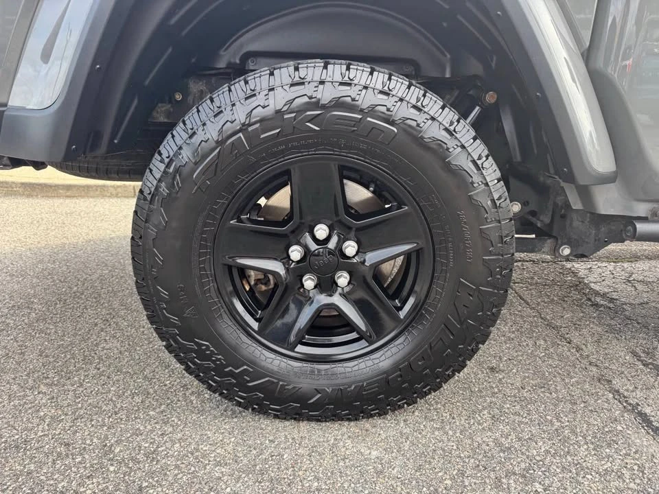 2021 Jeep JT Gladiator - Image 13 of 20