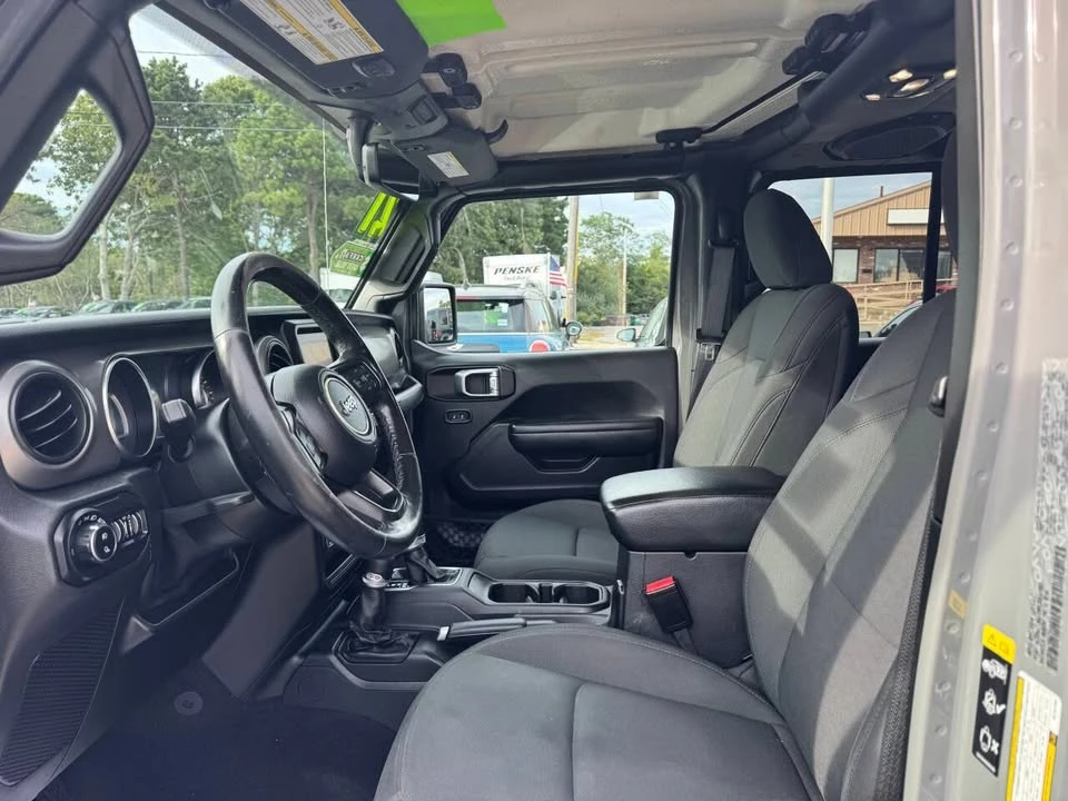 2021 Jeep JT Gladiator - Image 17 of 20