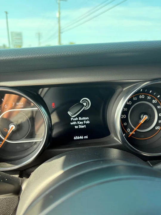 2021 Jeep JT Gladiator - Image 3 of 8