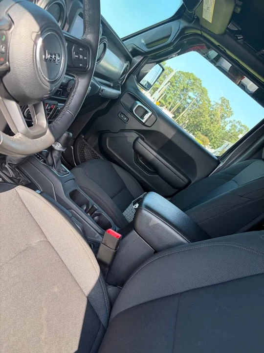 2021 Jeep JT Gladiator - Image 5 of 8