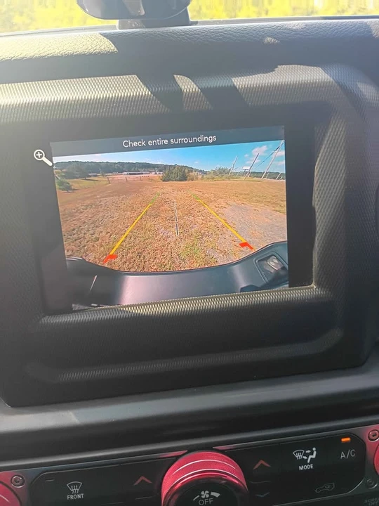 2021 Jeep JT Gladiator - Image 11 of 15