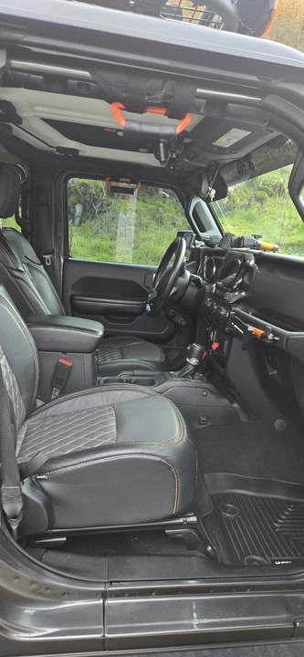 2021 Jeep JT Gladiator - Image 17 of 21