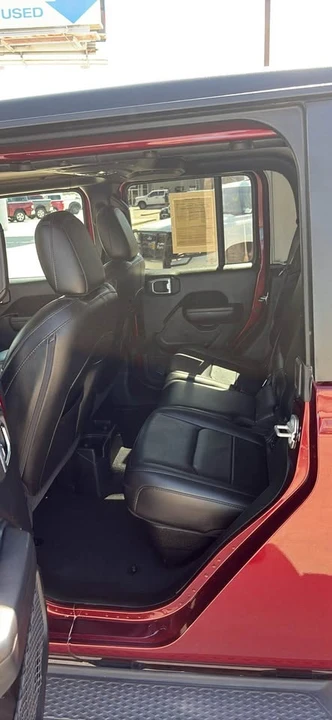 2021 Jeep JT Gladiator - Image 8 of 10