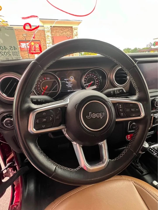 2021 Jeep JT Gladiator - Image 5 of 8