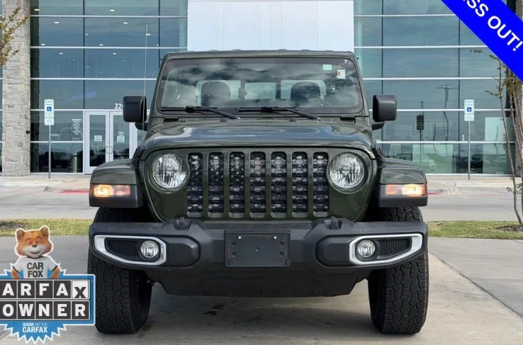 2021 Jeep JT Gladiator - Image 2 of 12