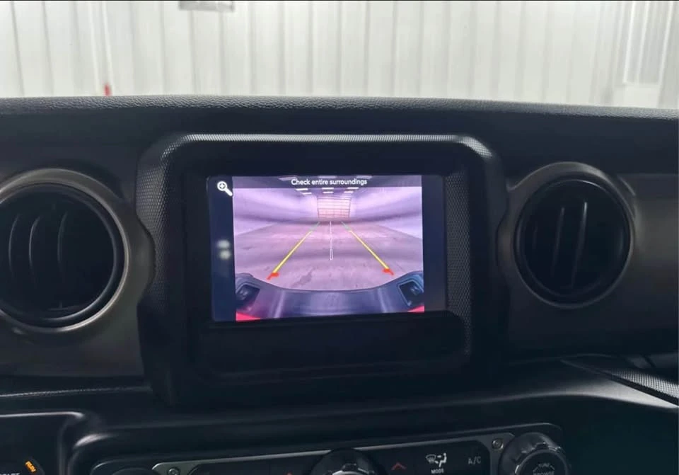 2021 Jeep JT Gladiator - Image 12 of 19