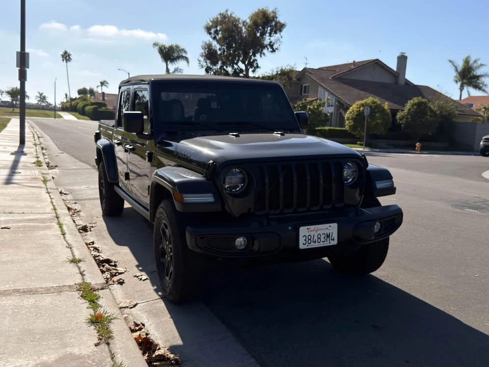 2021 Jeep JT Gladiator - Image 3 of 5