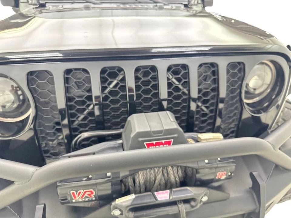 2021 Jeep - Image 25 of 31