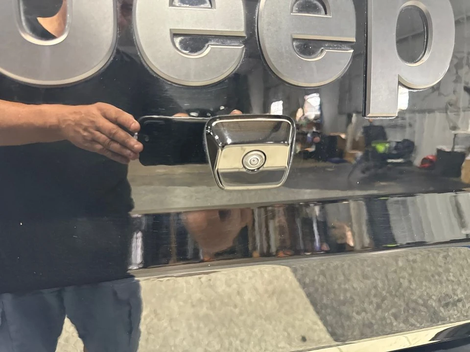 2021 Jeep - Image 23 of 31
