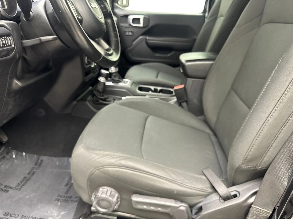 2021 Jeep - Image 26 of 31