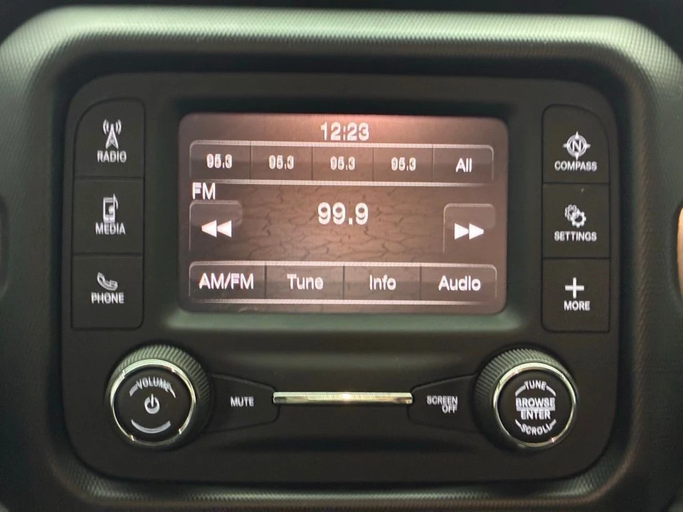 2021 Jeep JT Gladiator - Image 4 of 12