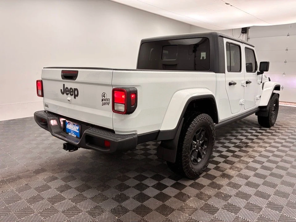 2021 Jeep JT Gladiator - Image 9 of 12