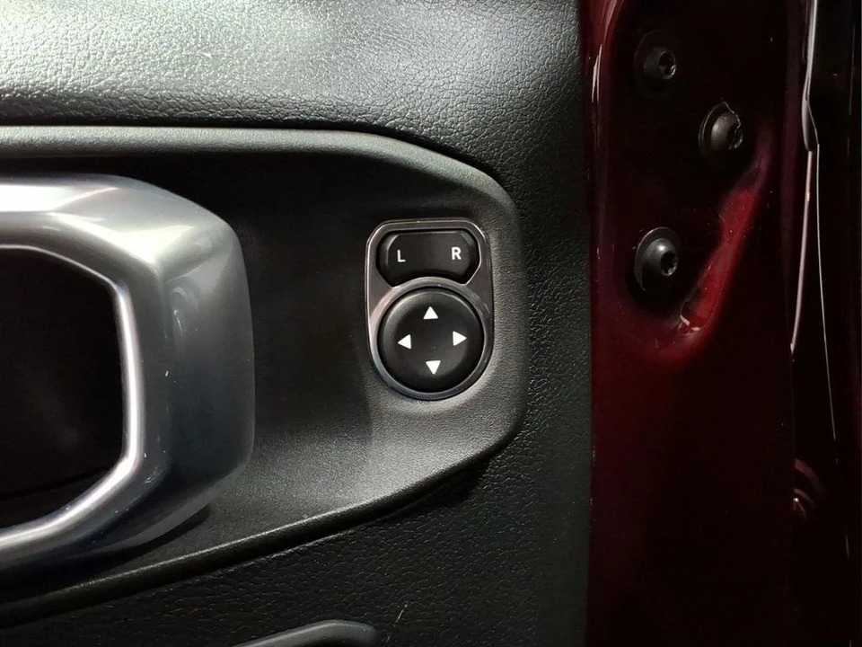 2021 Jeep JT Gladiator - Image 18 of 28