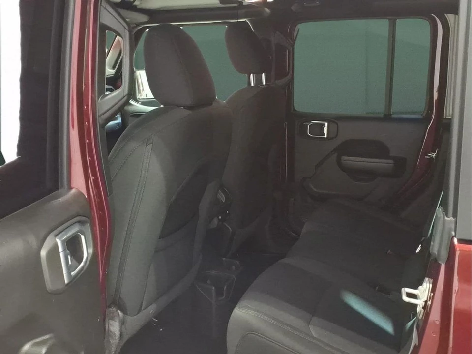 2021 Jeep JT Gladiator - Image 27 of 29