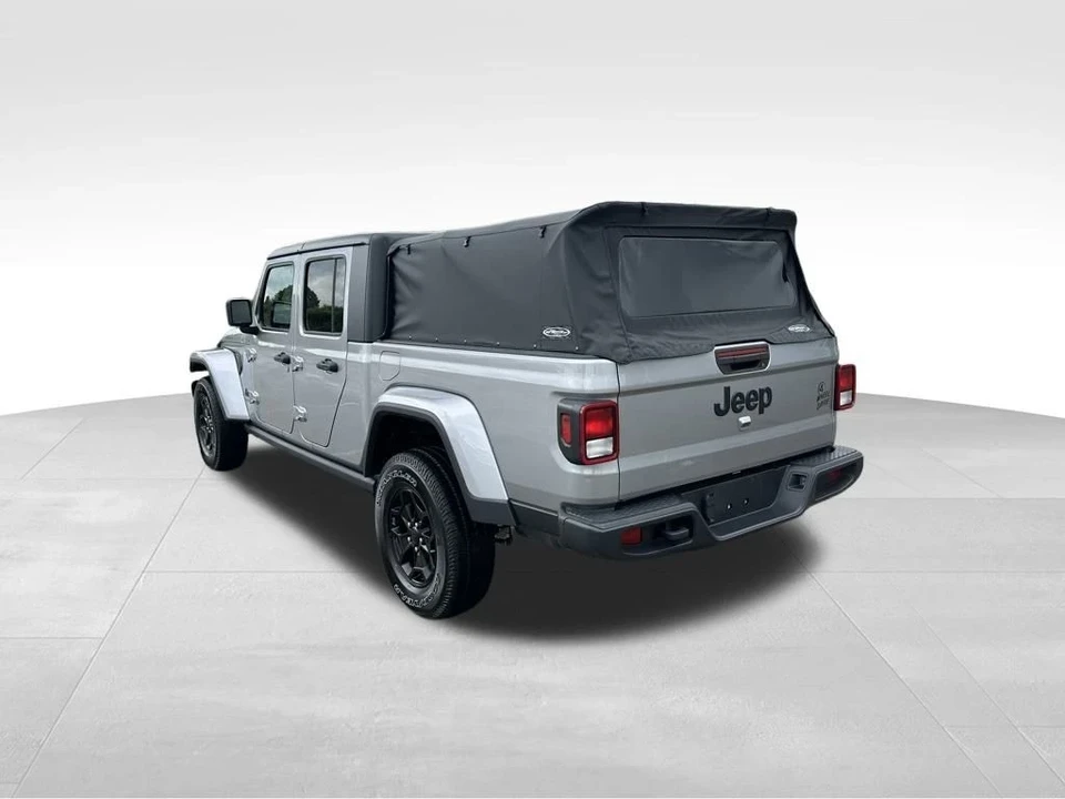 2021 Jeep JT Gladiator - Image 2 of 12