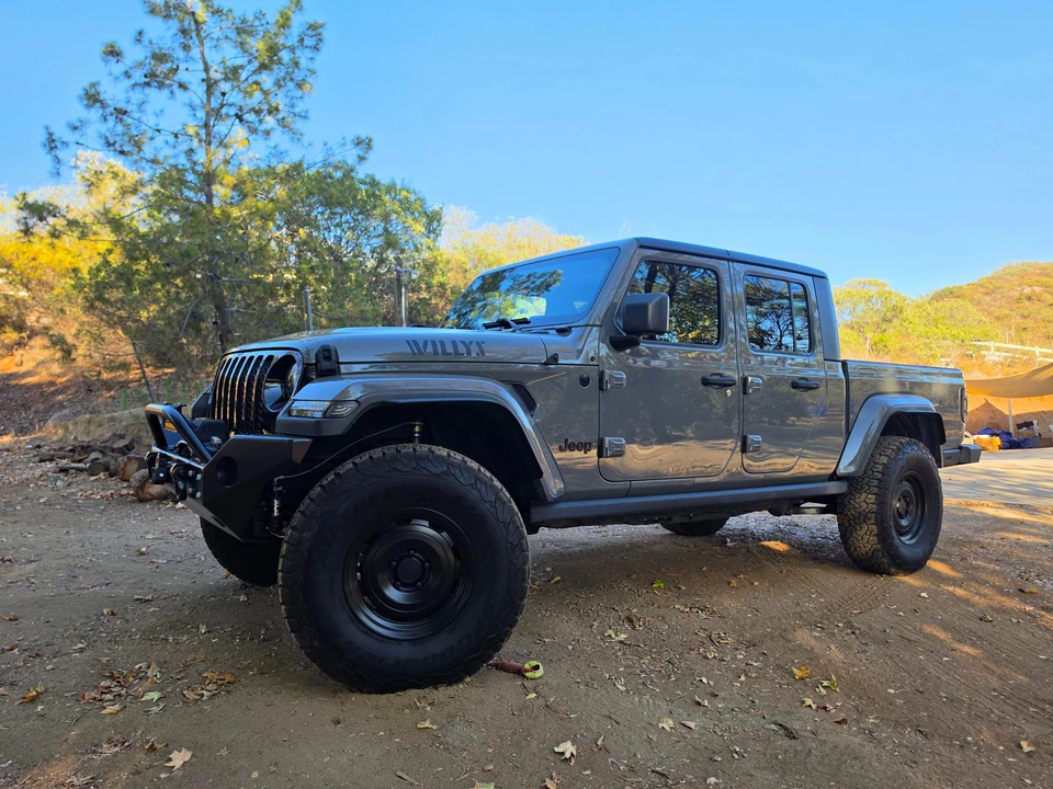 2021 Jeep JT Gladiator - Image 7 of 31
