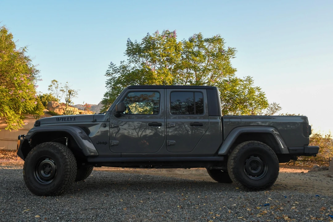 2021 Jeep JT Gladiator - Image 8 of 31