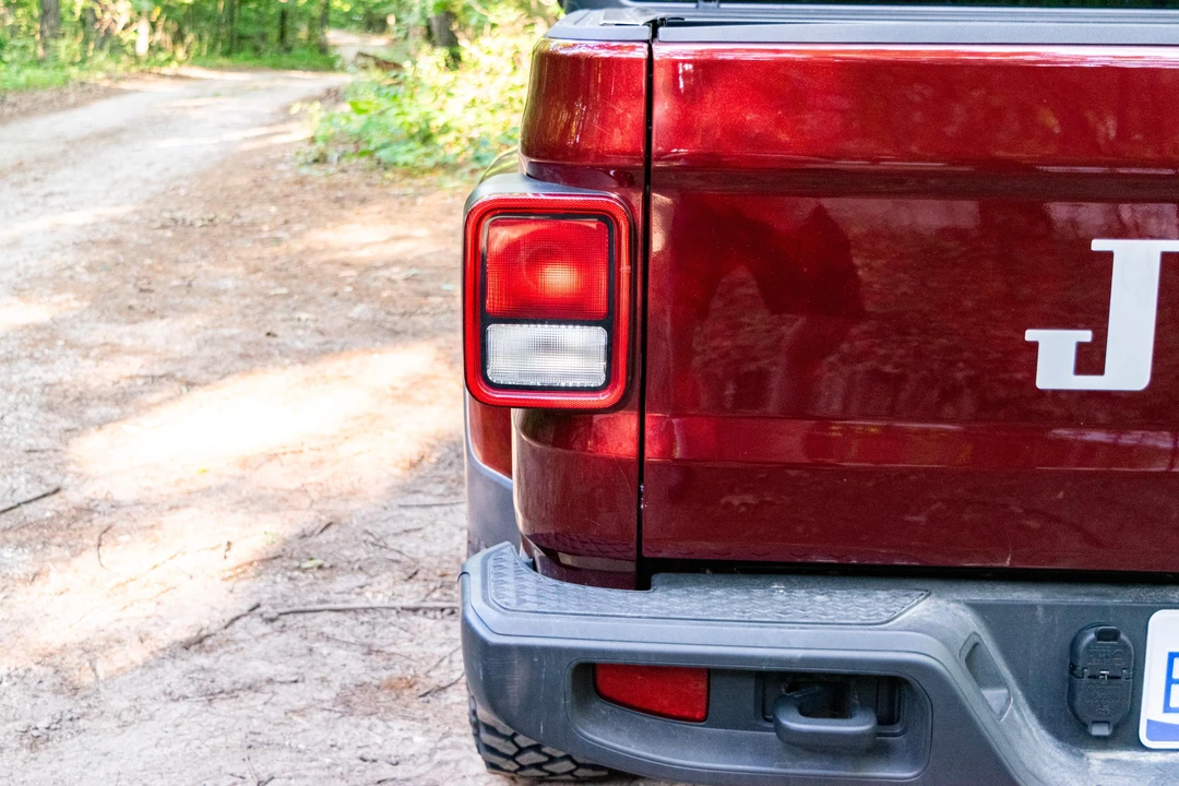 2021 Jeep JT Gladiator - Image 27 of 31