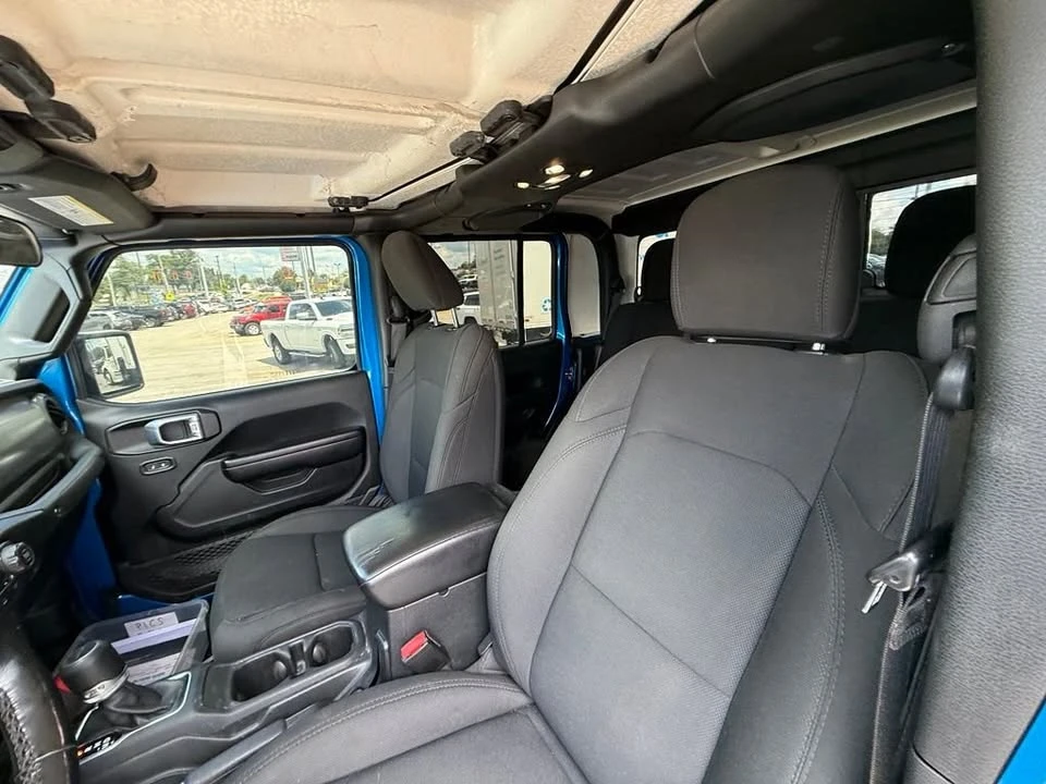 2021 Jeep JT Gladiator - Image 14 of 20