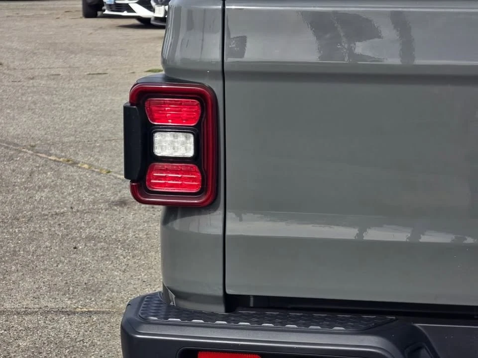 2021 Jeep JT Gladiator - Image 8 of 20