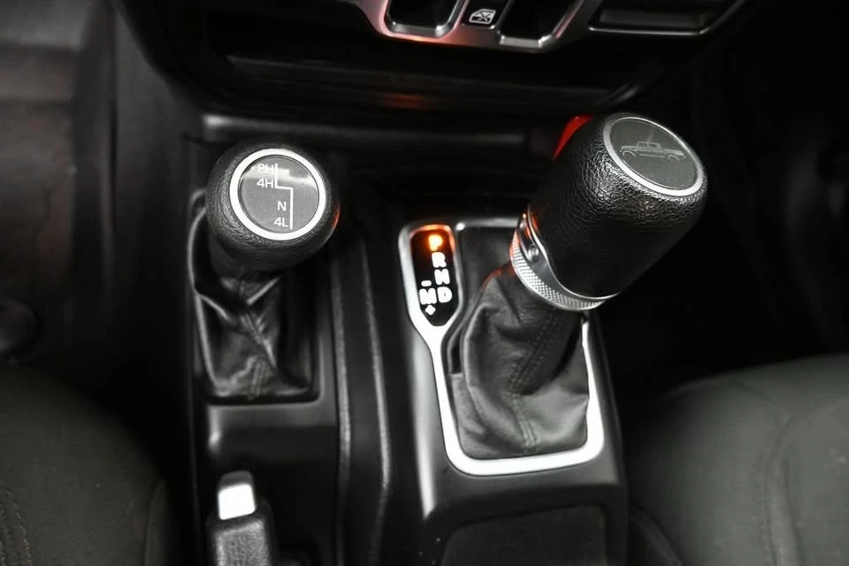 2021 Jeep JT Gladiator - Image 11 of 20