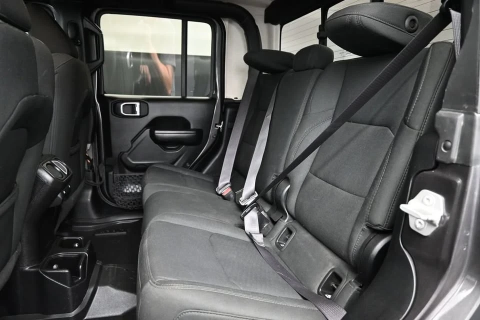 2021 Jeep JT Gladiator - Image 19 of 20
