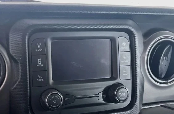 2021 Jeep JT Gladiator - Image 9 of 12
