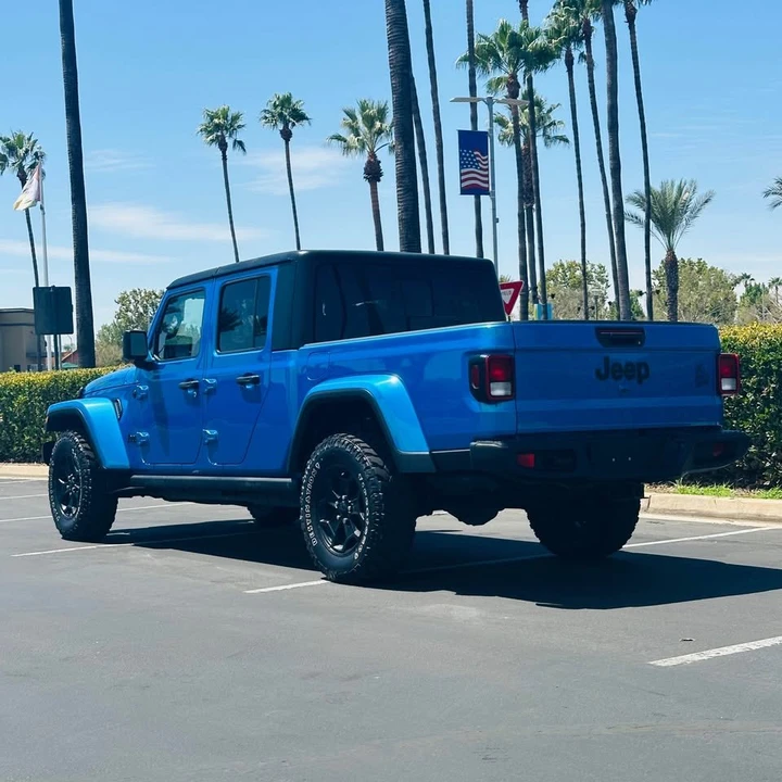 2021 Jeep JT Gladiator - Image 4 of 15