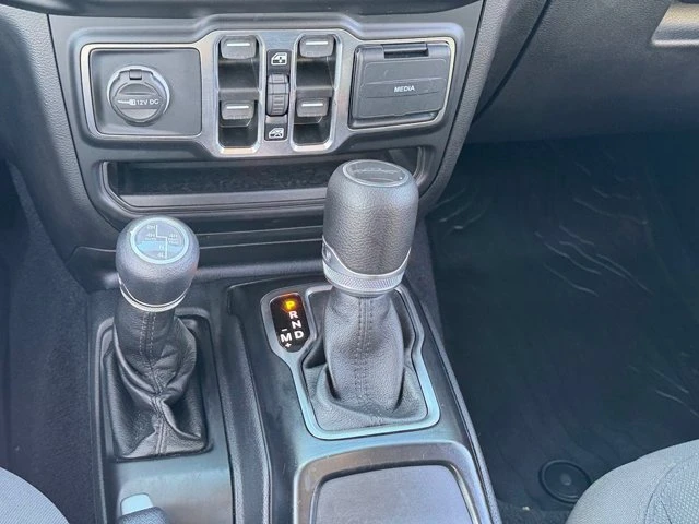 2021 Jeep JT Gladiator - Image 15 of 20